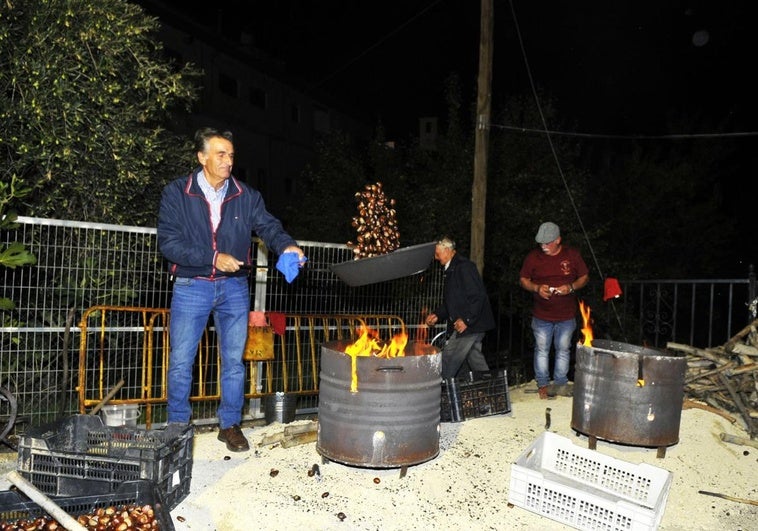Alpujarra de la Sierra celebra el cuarenta aniversario de su Fiesta de la Castaña
